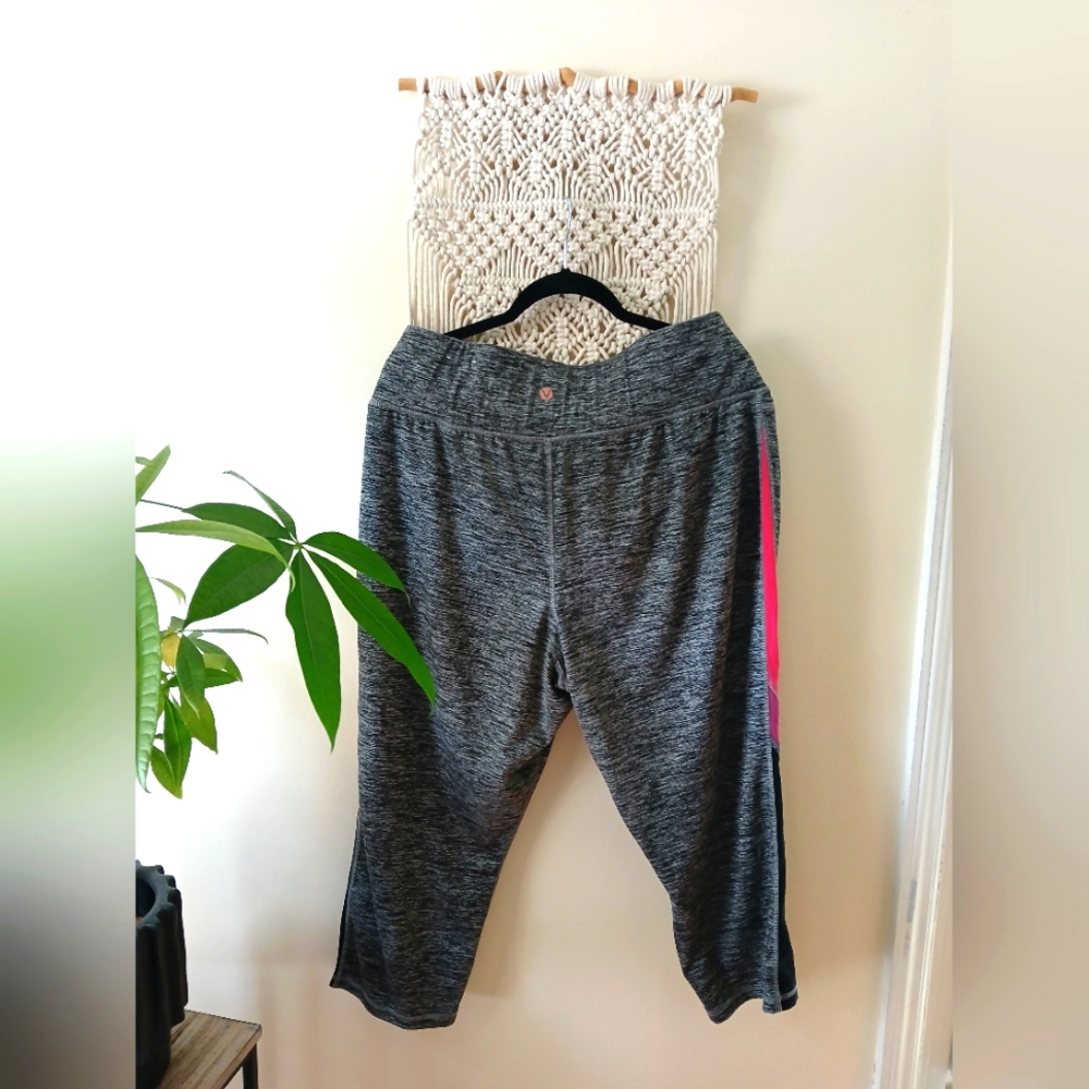 Livi Activewear